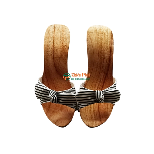 Guốc Gỗ Cao Gót 7cm Lọng Hoa Văn VN04