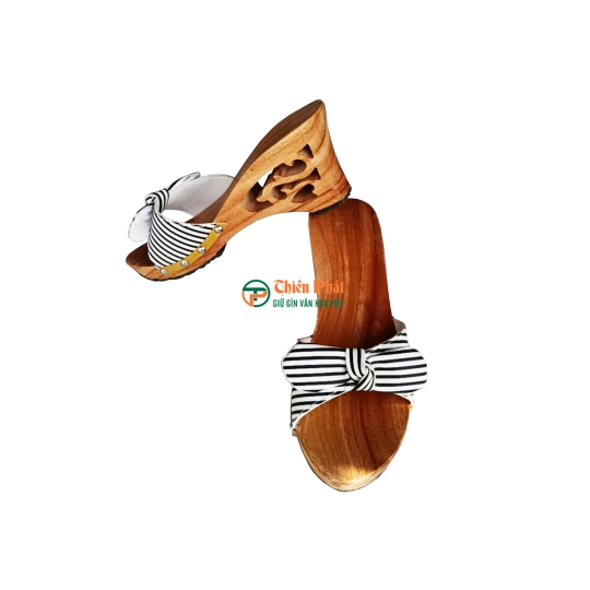 Guốc Gỗ Cao Gót 7cm Lọng Hoa Văn VN04