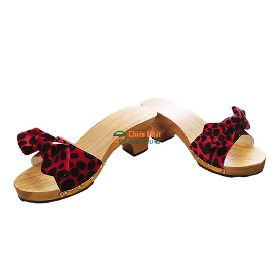 GUỐC GỖ CAO 7CM QUAI LỤA VN05