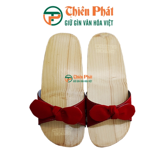 GUỐC GỖ QUAI NGANG NƠ ĐỎ