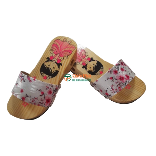 Guốc Gỗ Trẻ Em Họa Tiết Dễ Thương – Bé Mang Là Mê