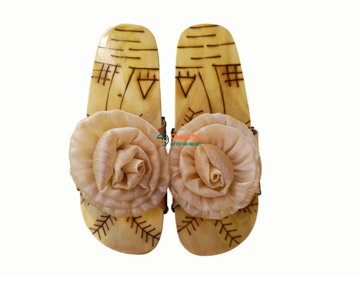 GUỐC GỖ NÀNG ƠI VN08