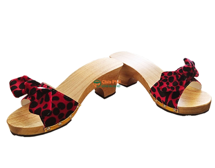 GUỐC GỖ CAO 7CM QUAI LỤA VN05