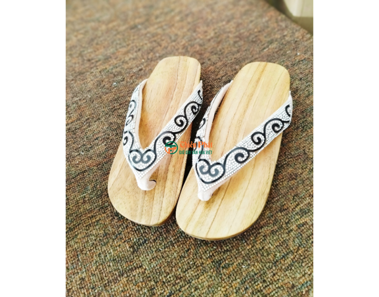 GUỐC GỖ NÀNG ƠI VN06