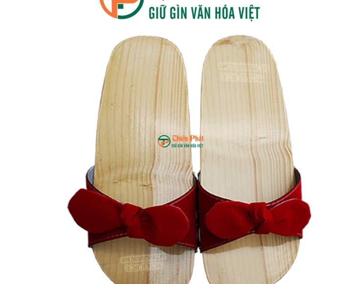 GUỐC GỖ QUAI NGANG NƠ ĐỎ