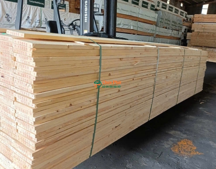 Gỗ thông xẻ sấy nhập khẩu