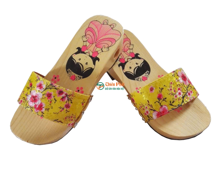 Guốc Gỗ Trẻ Em Họa Tiết Dễ Thương VN03